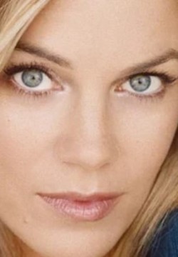 Саманта Лемоул