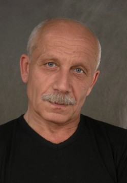 Александр Сухинин