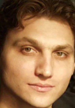 Александр Пахомов