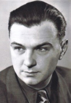 Дмитрий Дубов