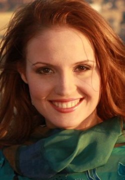 Юлия Пожидаева