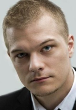 Игорь Новоселов