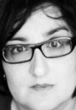 Катрин Бенгиги