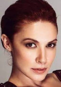 Ачелья Топалоглу