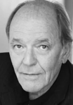 Доминик Бриан