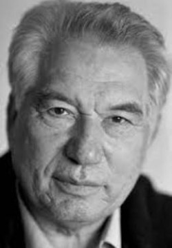 Чингиз Айтматов