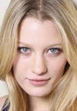 Эшли Хиншоу