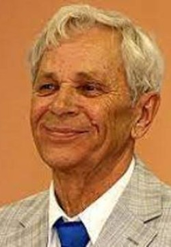 Владимир Аукштыкальнис