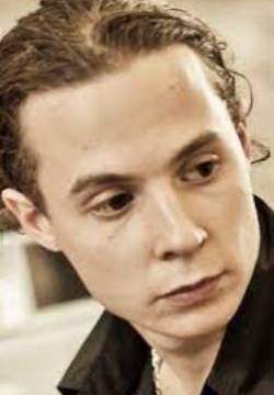 Александр Вартанов