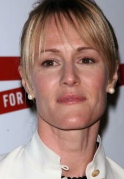 Мэри Стюарт Мастерсон