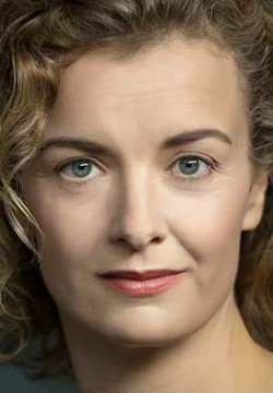 Люси Расселл