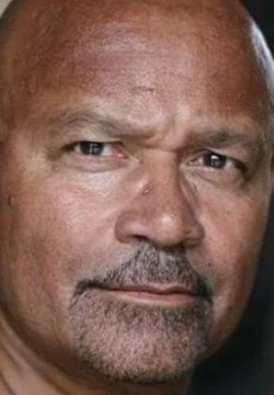 Луис Эмерик