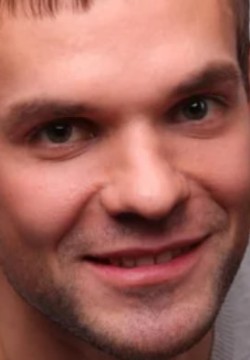 Олег Захаров