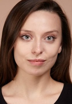 Александра Пак