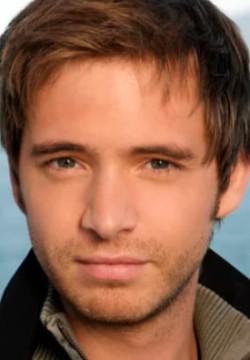 Аарон Стэнфорд