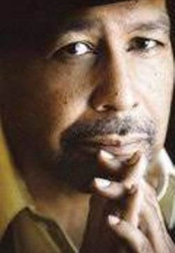 Лэнс Э. Николс