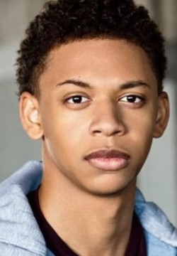 Мика Ховард