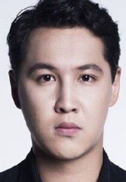 Шарип Серик