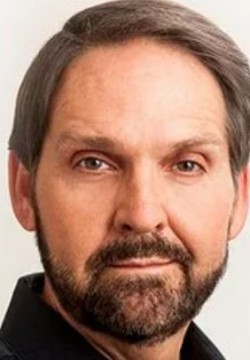 Том Парнелл