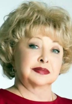 Анна Фроловцева