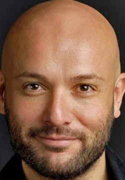 Толга Текин