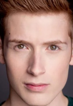 Дэниэл Дэвид Стюарт