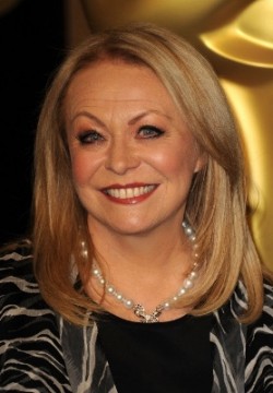 Джеки Уивер