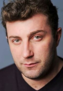 Роман Богданов