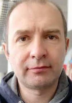 Роман Непомнящий