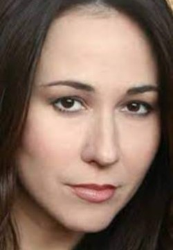 Лора Каннингэм