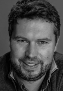 Михаил Онипенко