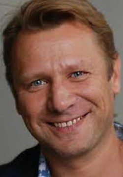 Олег Сушков