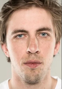 Александр Паль