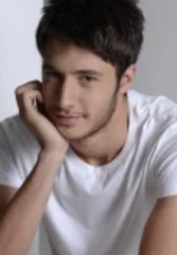 Бурак Сайашар