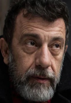 Манолис Мавроматакис