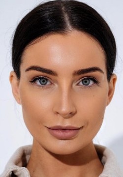 Яна Аносова