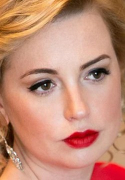 Ксения Николаева