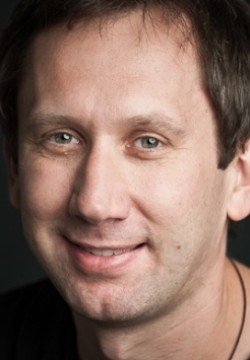 Игорь Ларин