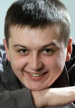 Виталий Овчаров