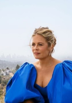 Дженнифер Ли