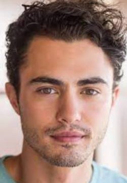 Даррен Барнет