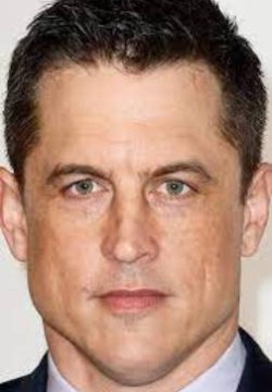 Джейсон Холл