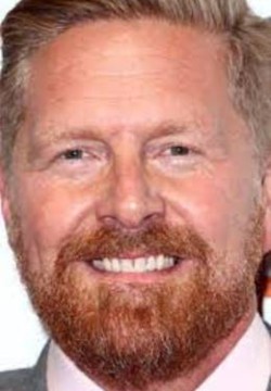 Мэттью Майкл Карнахан