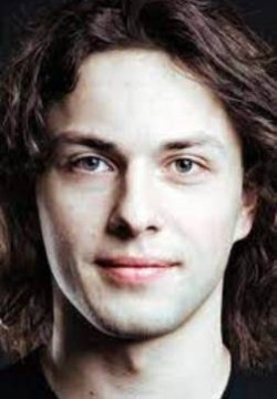 Степан Лапин