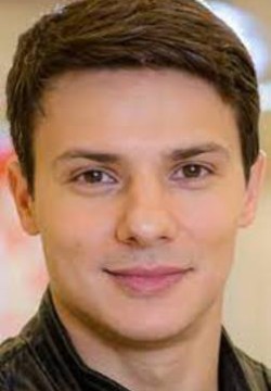 Александр Новин