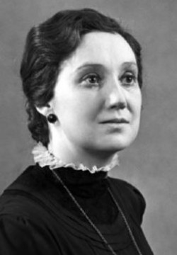 Кира Головко