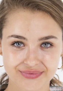 Анна Демидова