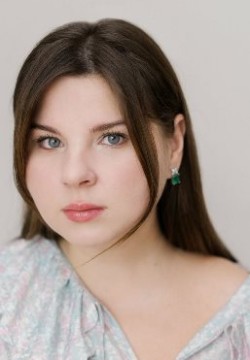 Юлия Серина