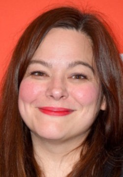 Стефани Аспиазу