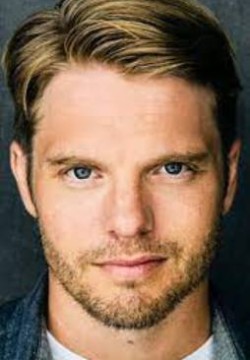 Дэвид Петкау